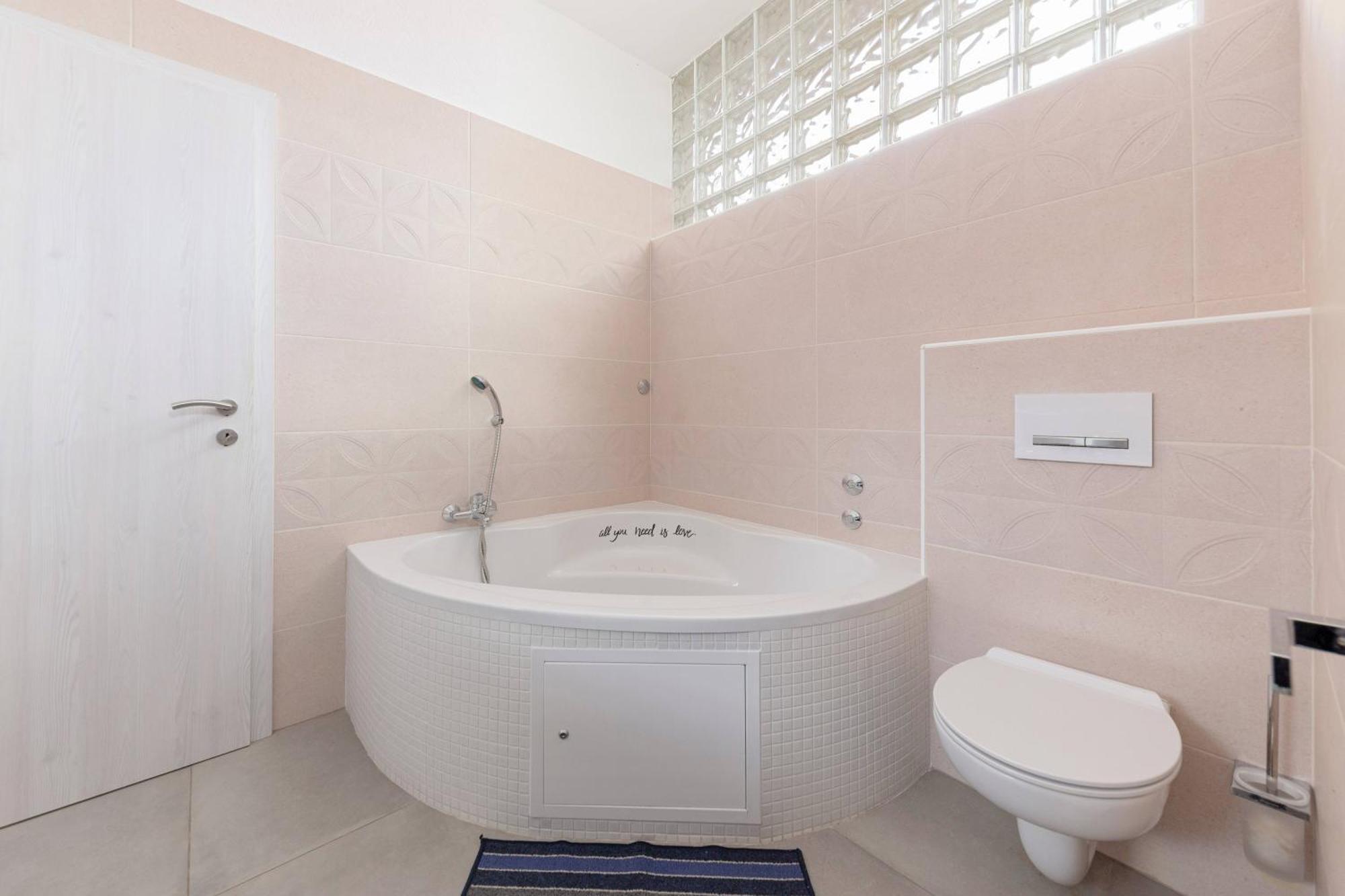 شقة Apartma Zan Šmarje المظهر الخارجي الصورة