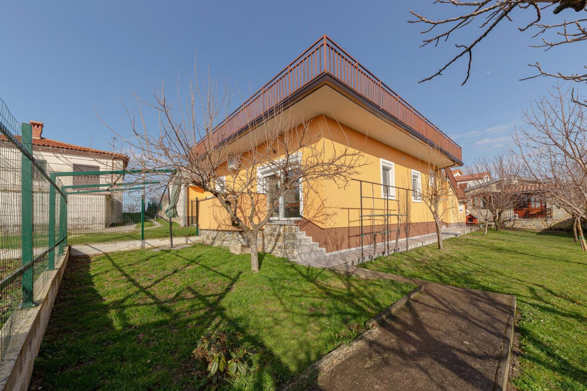 شقة Apartma Zan Šmarje المظهر الخارجي الصورة